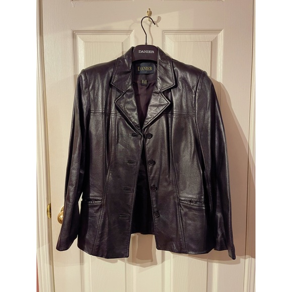 Danier leather coat - Picture 2 of 4